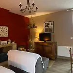 Logis Les Roses - 2 Personnes Apartamento *