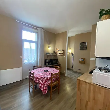 Logis Les Roses - 2 Personnes Daire Bourbon-lʼArchambault