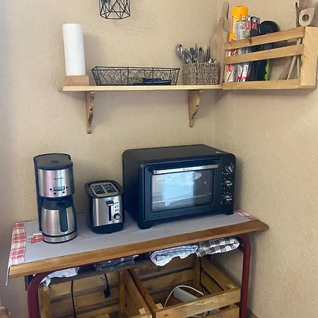 Διαμέρισμα Logis Les Roses - 2 Personnes Bourbon-lʼArchambault