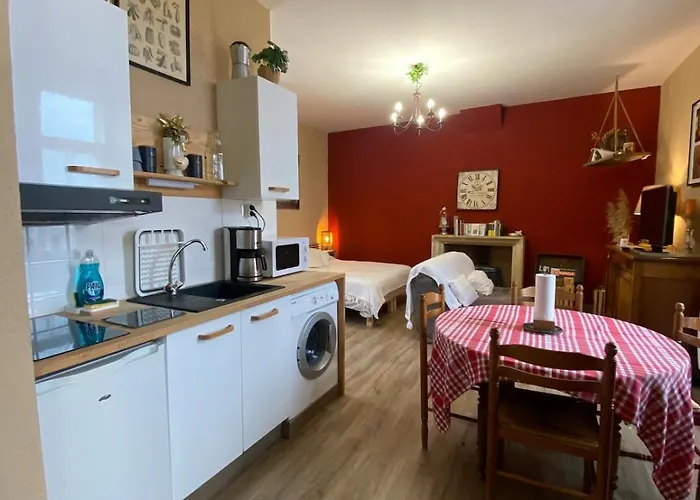 Daire Logis Les Roses - 2 Personnes Bourbon-lʼArchambault